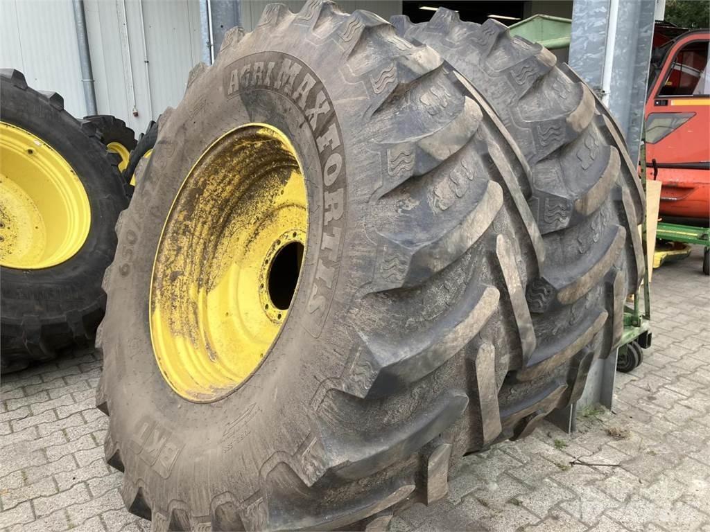 BKT 650/85R38 Gumiabroncsok, kerekek és felnik
