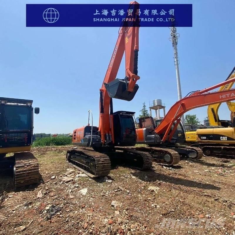 Hitachi ZX 210 Lánctalpas kotrók
