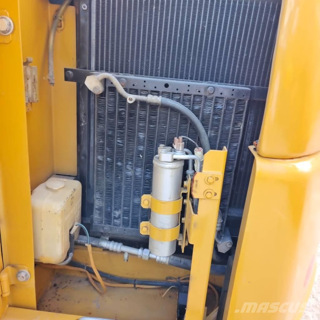 CAT 306D Mini kotrók < 7t