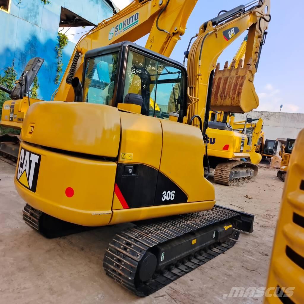 CAT 306D Mini kotrók < 7t