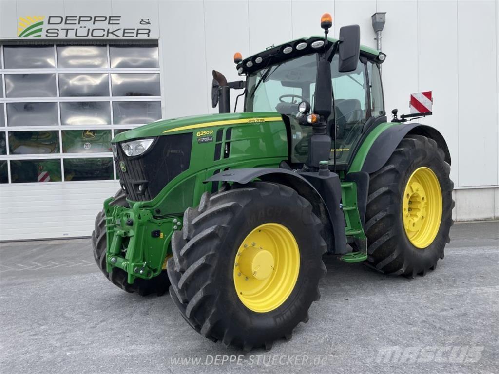 John Deere 6250R Traktorok