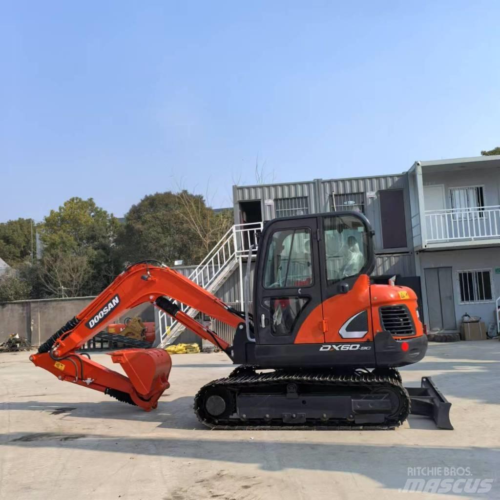 Doosan DX 60-9 C Lánctalpas kotrók