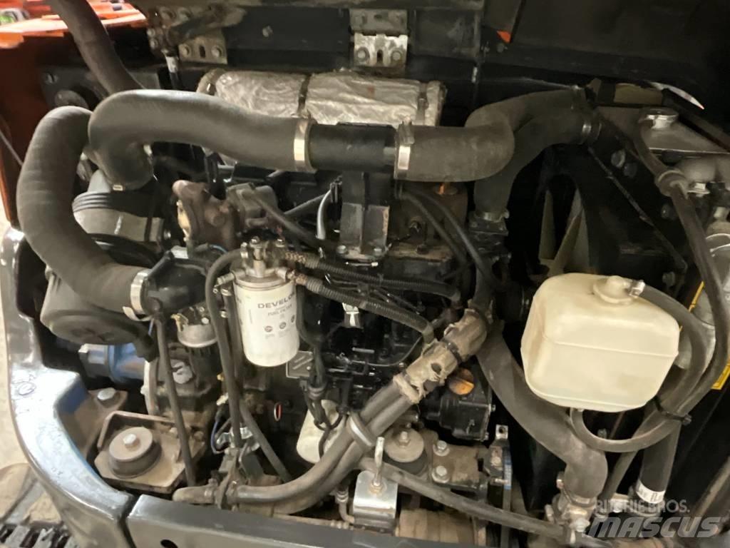 Doosan DX 60 R Mini kotrók < 7t