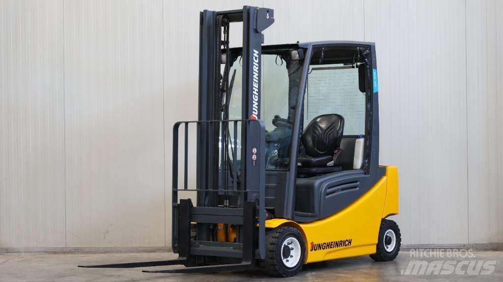 Jungheinrich EFG 320 Elektromos targoncák