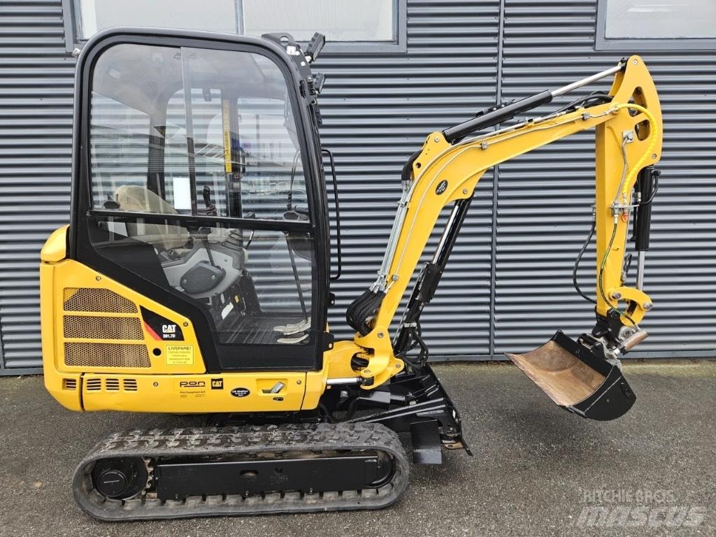 CAT 301.7 D Mini kotrók < 7t
