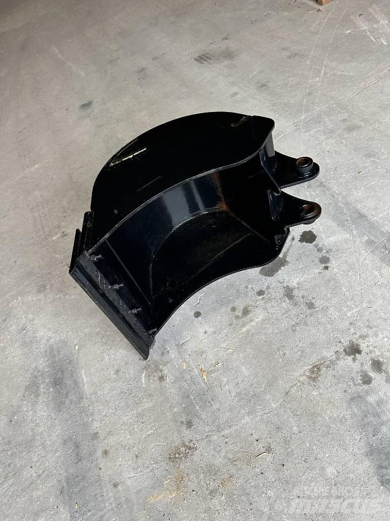 JCB 60 cm graveskovl Kanalak