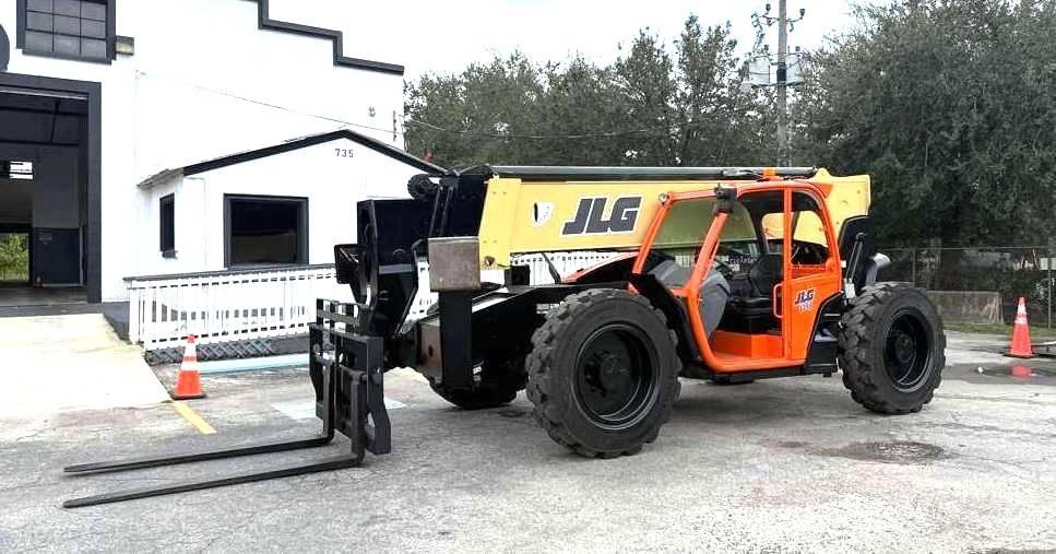 JLG 1255 Teleszkópos rakodók