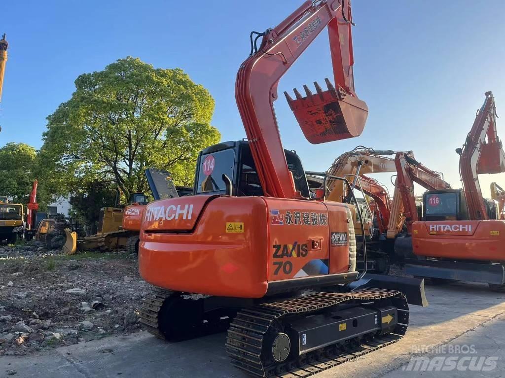 Hitachi ZX 70 Lánctalpas kotrók