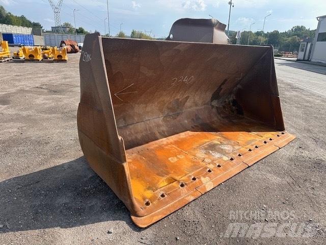 Volvo L 220 E BUCKET Kanalak