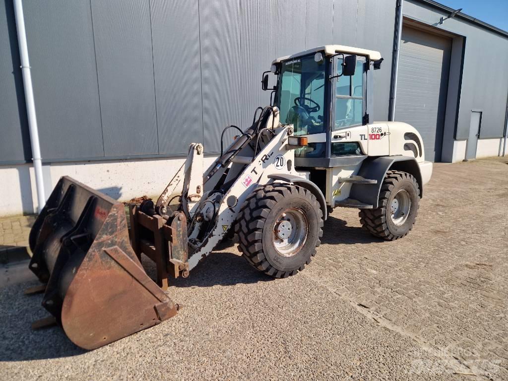 Terex TL 100 Gumikerekes homlokrakodók
