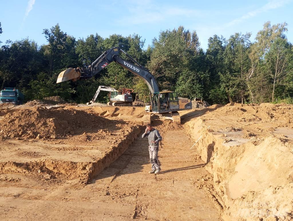 Volvo EC 240 C L Lánctalpas kotrók