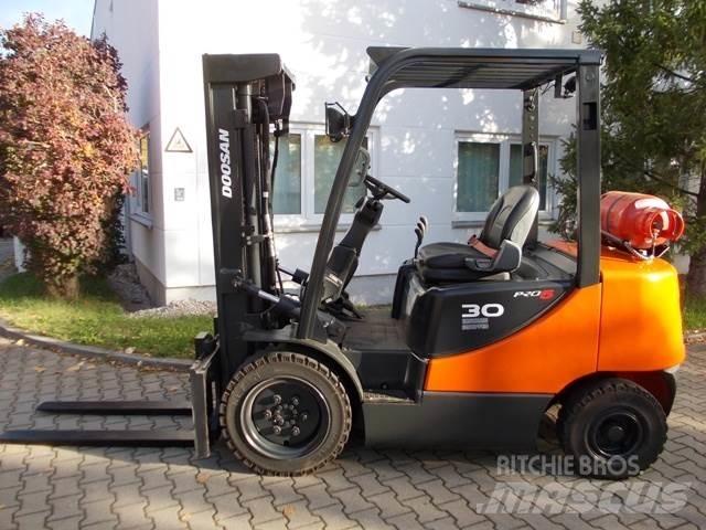 Doosan G 30 E Gázüzemű targoncák
