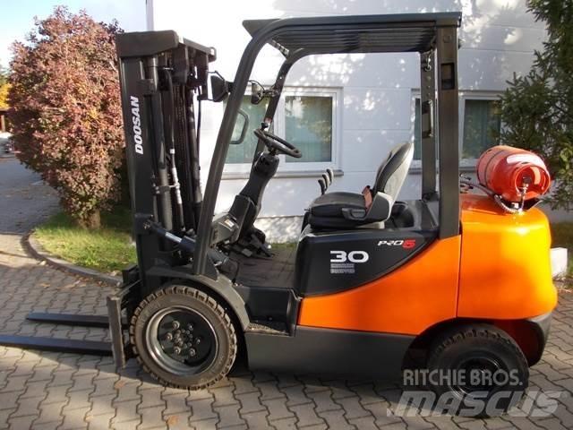 Doosan G 30 E Gázüzemű targoncák