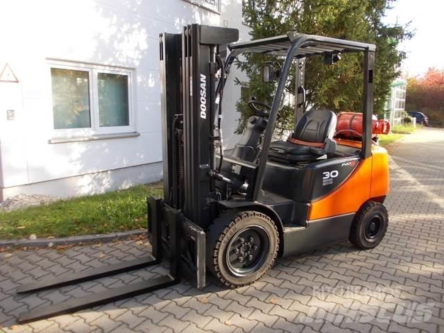Doosan G 30 E Gázüzemű targoncák
