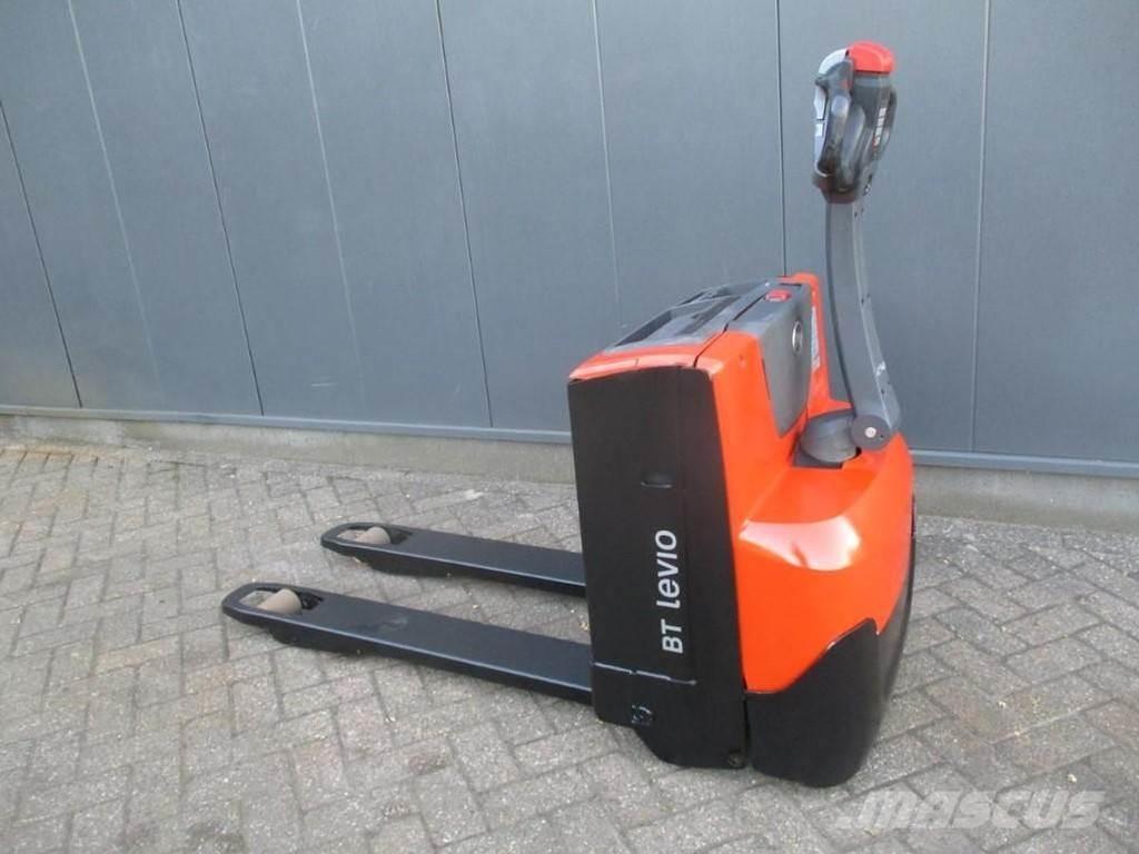 BT LWE 160 Alacsony emelőkocsi