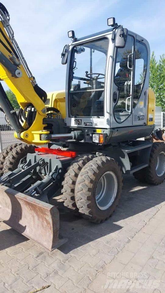 Wacker Neuson EW 100 Gumikerekes kotrók