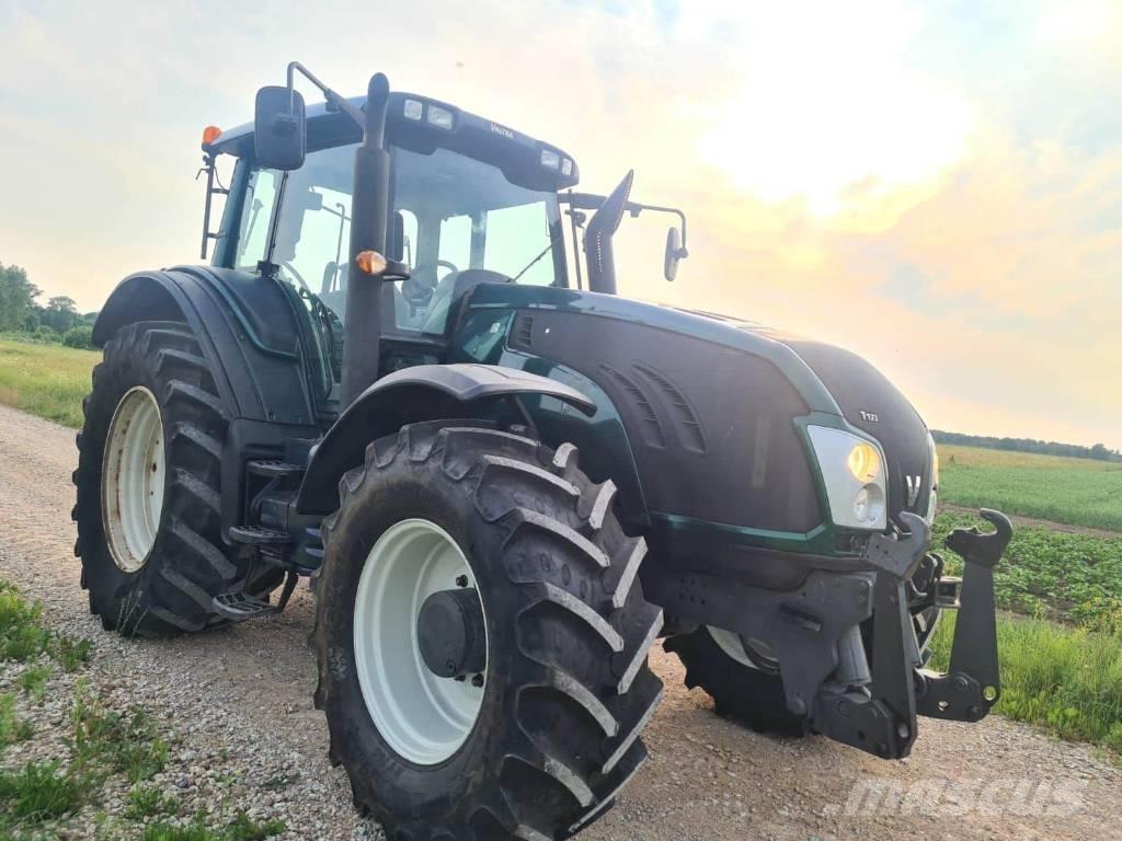 Valtra T 173 HiTech Traktorok