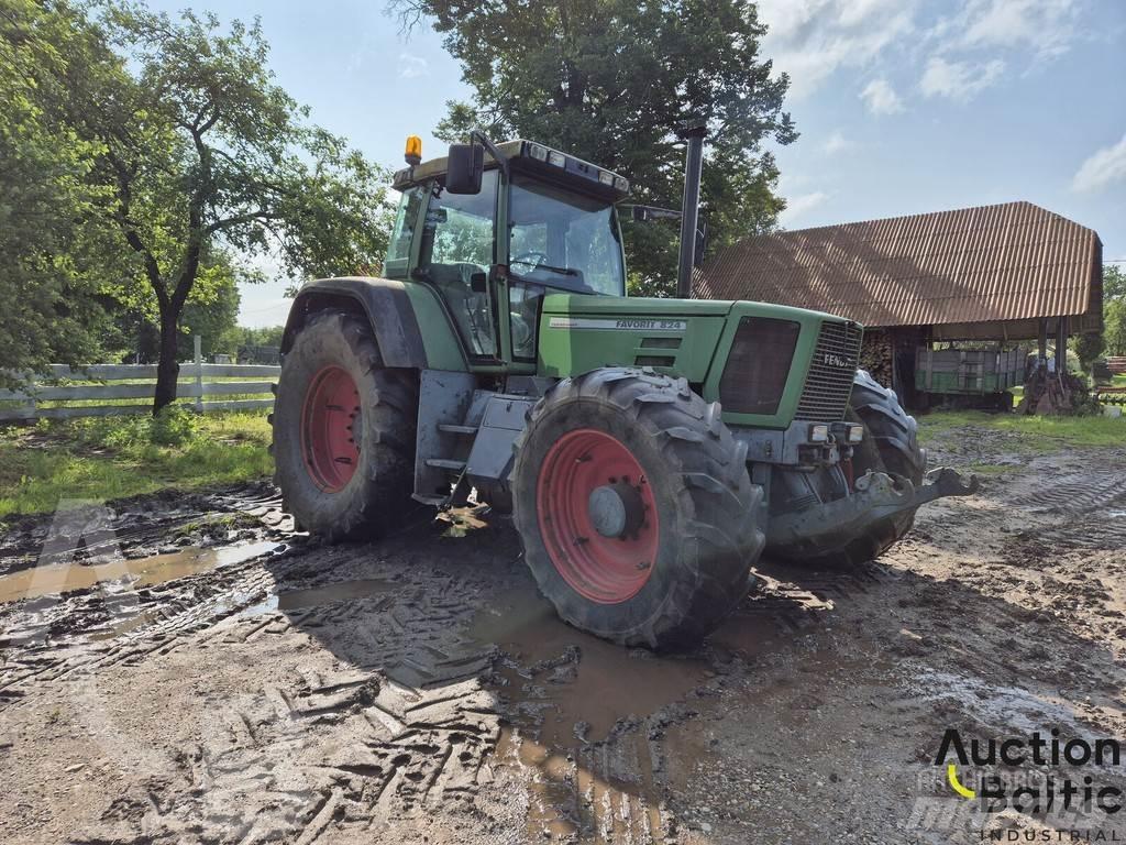 Fendt Favorit 824 Traktorok