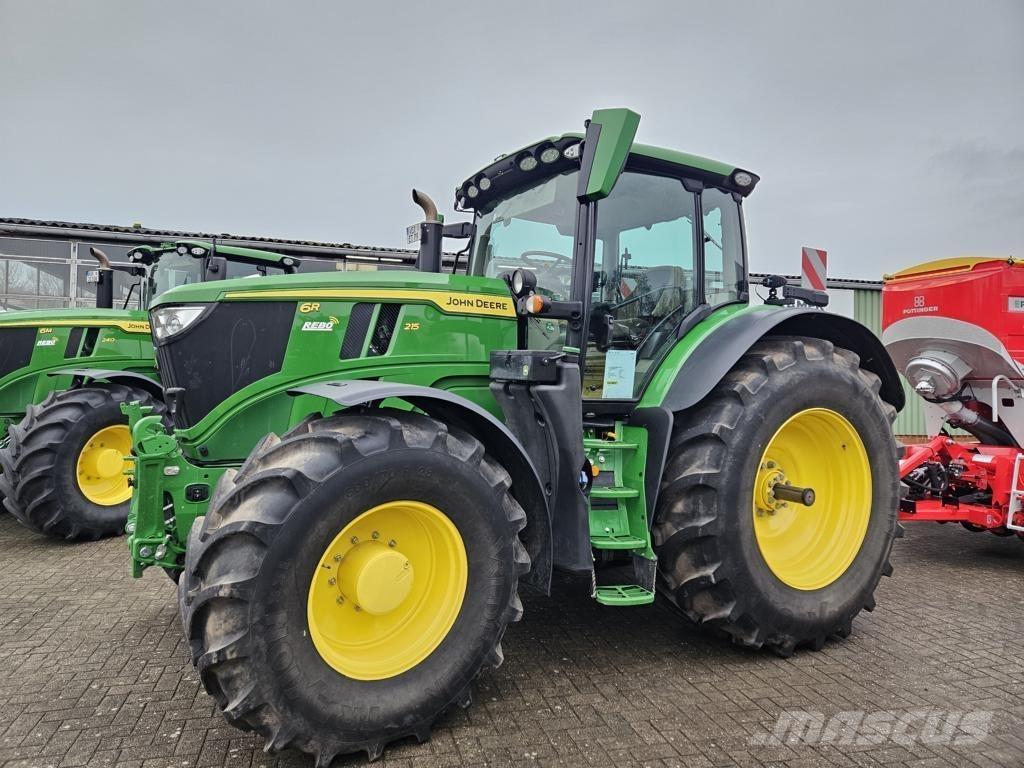 John Deere 6R215 Traktorok