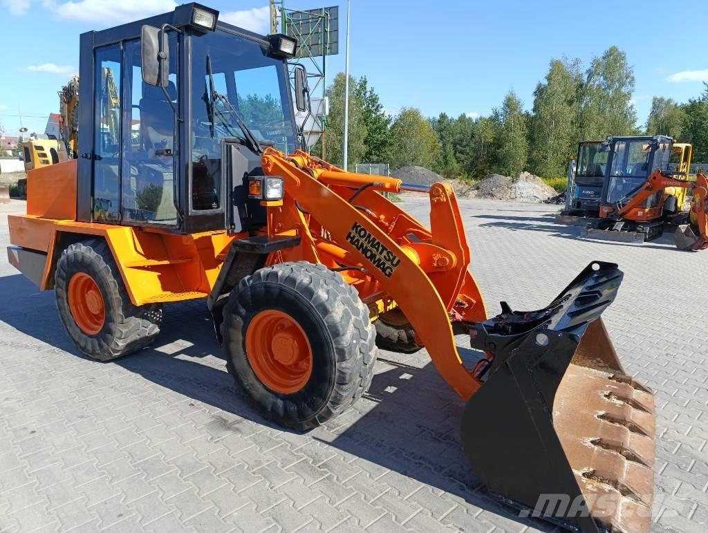Hanomag 15 F Gumikerekes homlokrakodók
