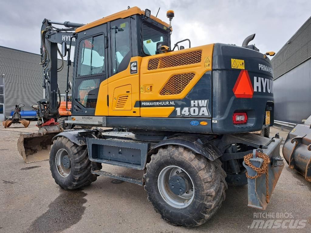 Hyundai HW140A Gumikerekes kotrók