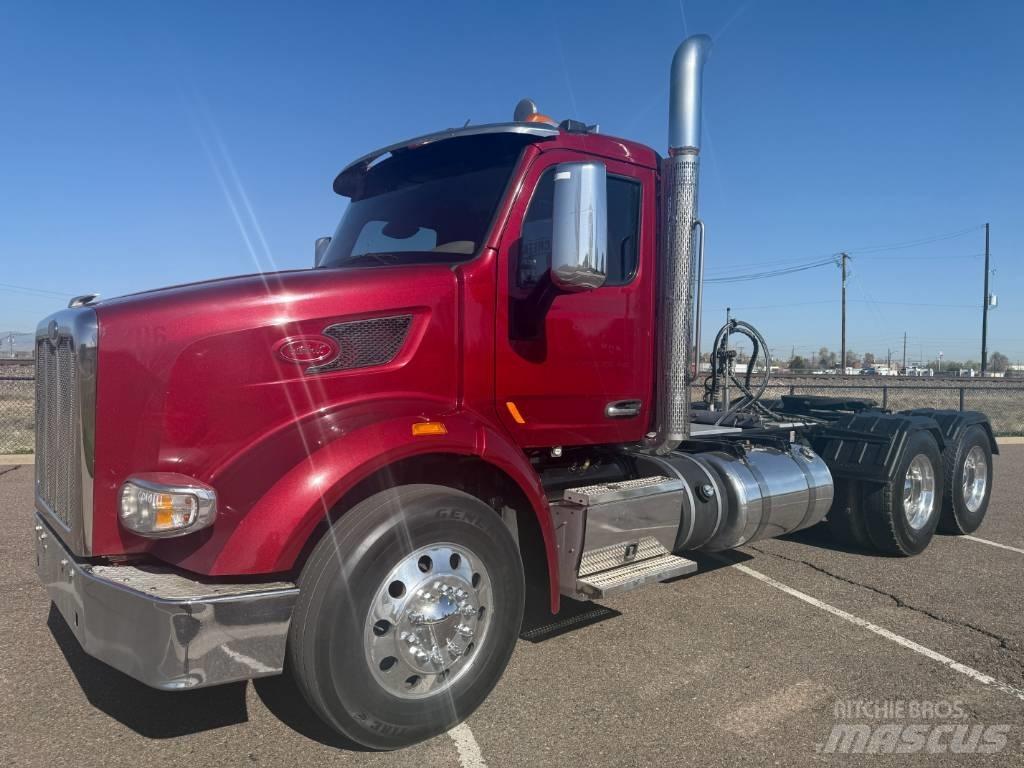 Peterbilt 567 Nyergesvontatók