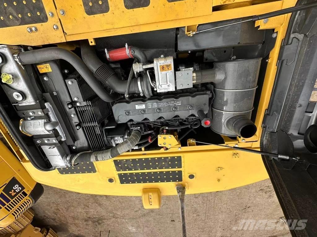Komatsu PC 220 Lánctalpas kotrók