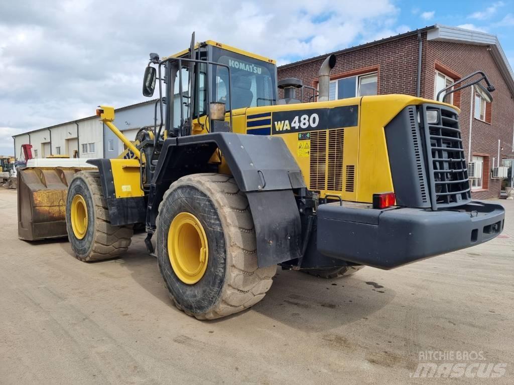 Komatsu WA 480-6 Gumikerekes homlokrakodók