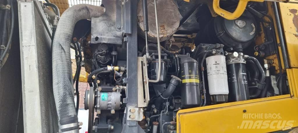 Komatsu WA 480-6 Gumikerekes homlokrakodók