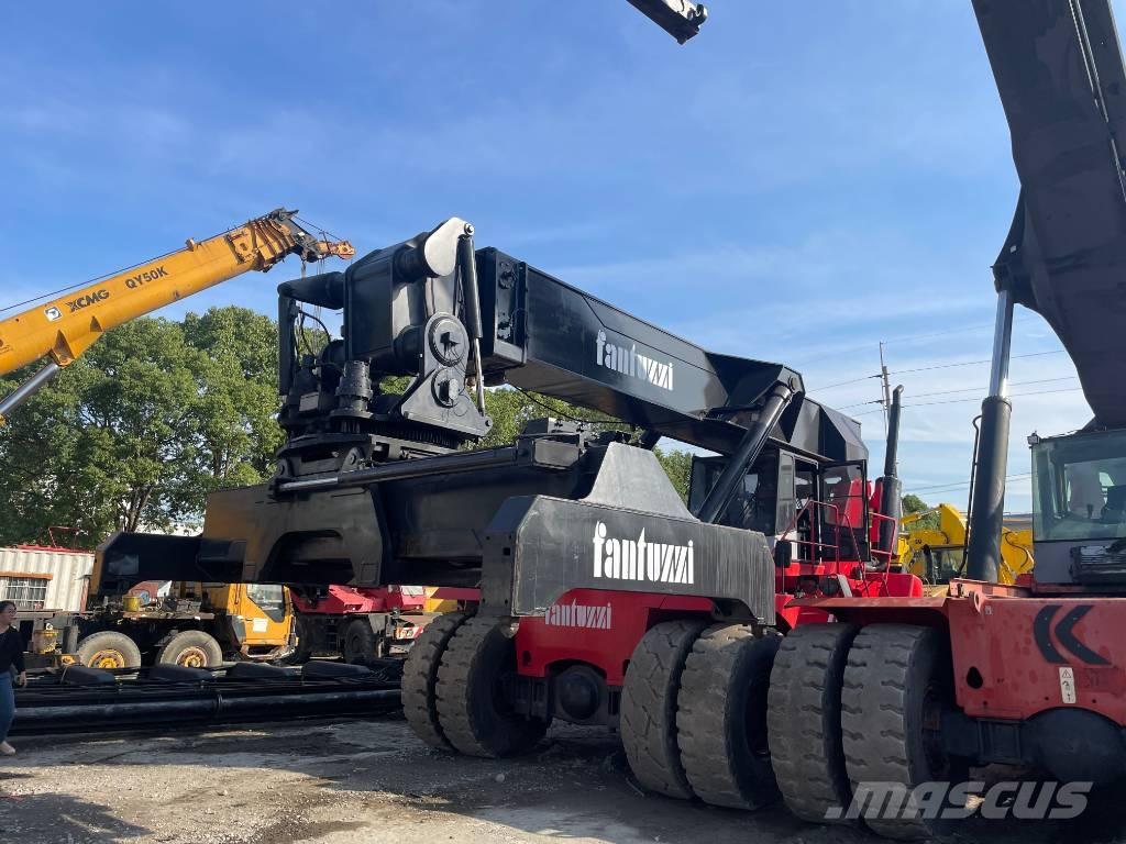 Fantuzzi CS 45 KM Konténer rakodó