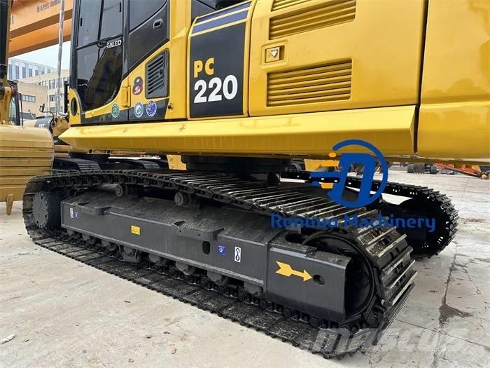 Komatsu PC 220-8 Lánctalpas kotrók