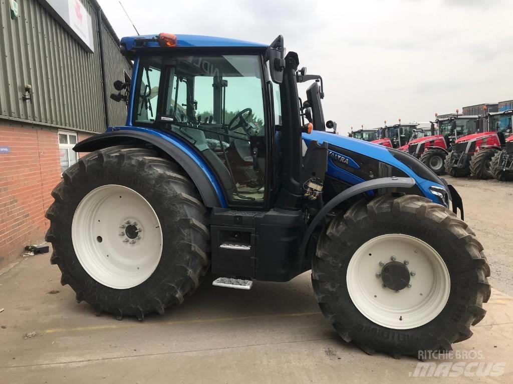 Valtra G 135 A Traktorok