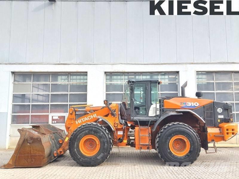 Hitachi ZW 310-6 Gumikerekes homlokrakodók
