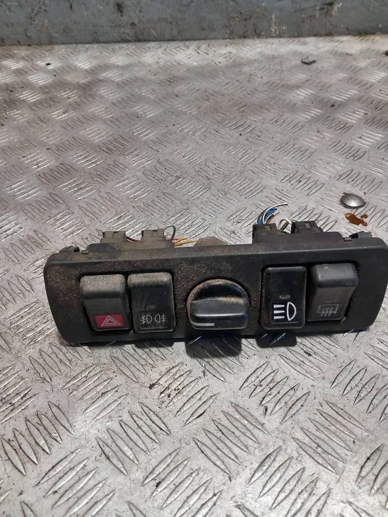 Volvo FH 12   1099865 Vezetőfülke és belső tartozékok