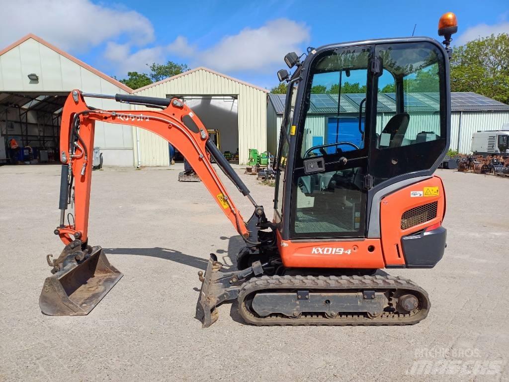 Kubota KX 019-4 Mini kotrók < 7t