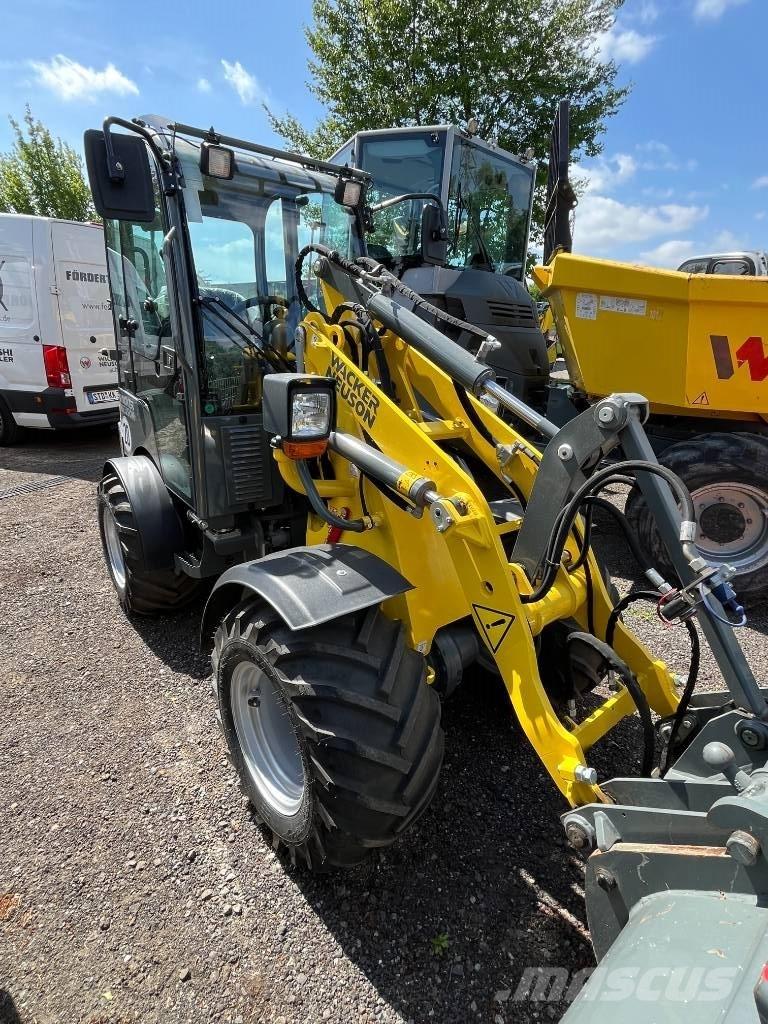 Wacker Neuson WL 25 Gumikerekes homlokrakodók