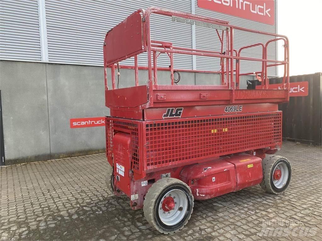 JLG 4069ERT Ollós emelők