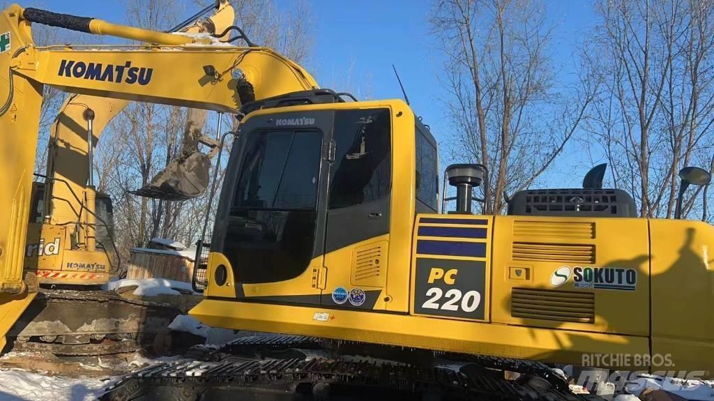 Komatsu PC 220-8 Lánctalpas kotrók