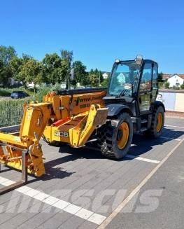 JCB 540-140 Teleszkópos rakodók
