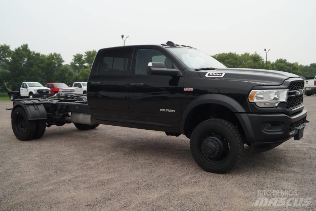 RAM 5500 TRADESMAN Fülkés alváz