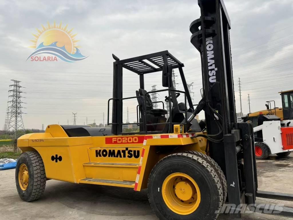 Komatsu FD 200 Dízel targoncák