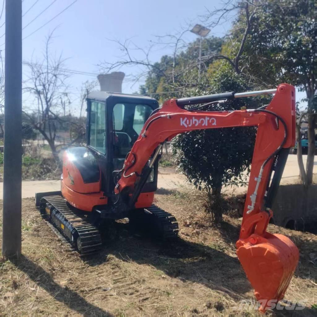 Kubota U 35 Lánctalpas kotrók
