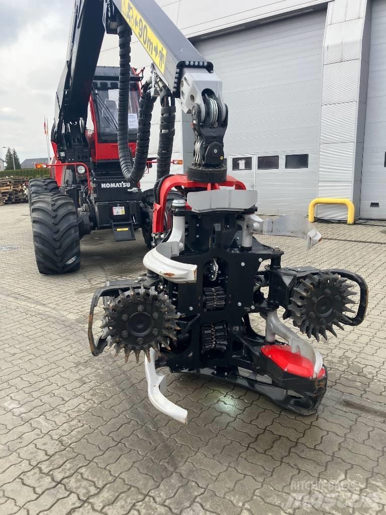 Komatsu 931.3 Betakarítók