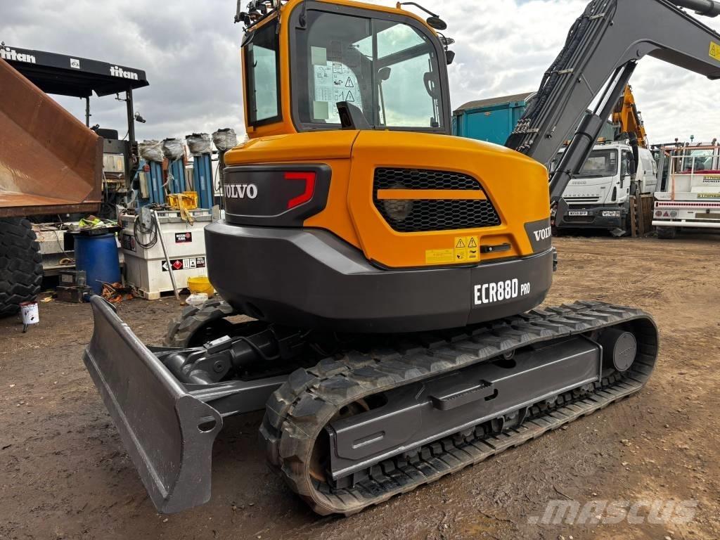 Volvo ECR 88 D Közepes (midi) kotrók 7 t - 12 t