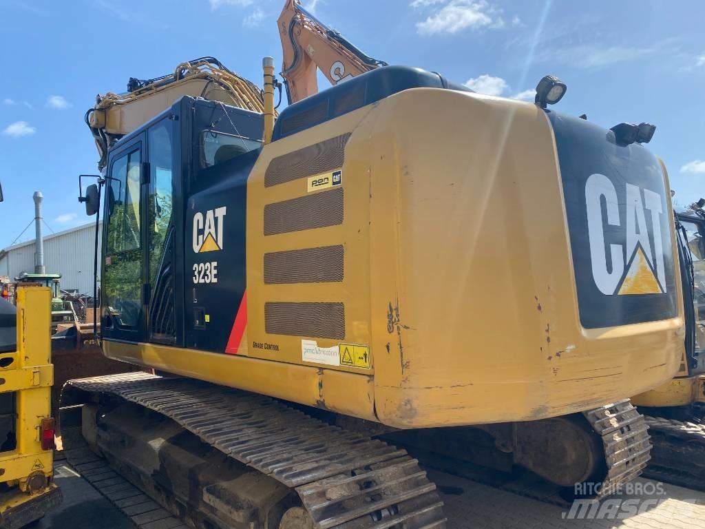 CAT 323 EL Lánctalpas kotrók