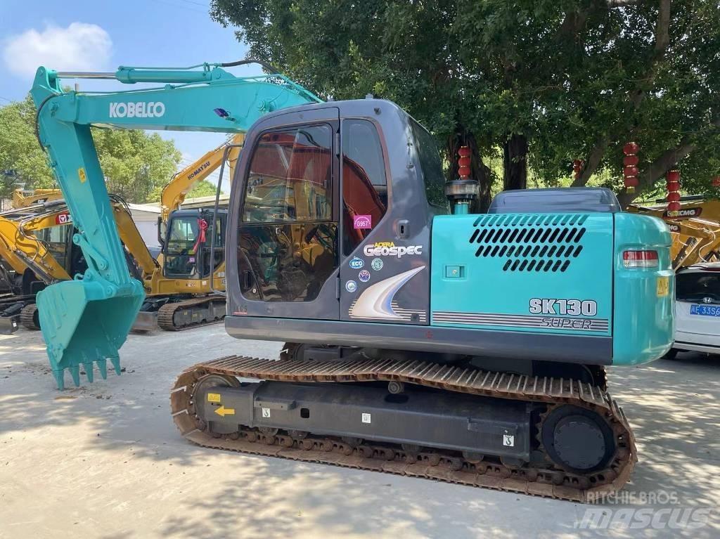 Kobelco SK130-8 Közepes (midi) kotrók 7 t - 12 t