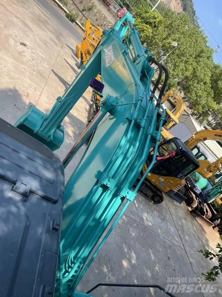Kobelco SK130-8 Közepes (midi) kotrók 7 t - 12 t