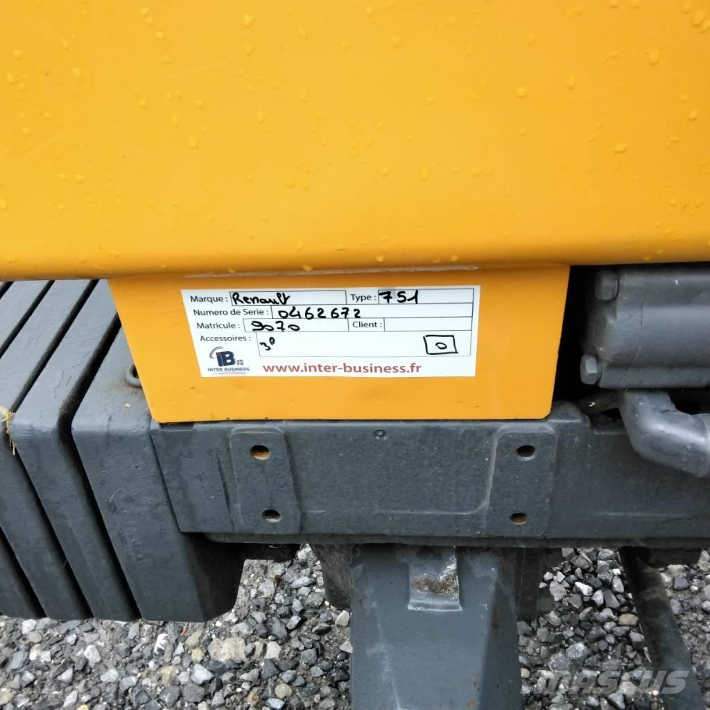 Renault 751 4s Traktorok
