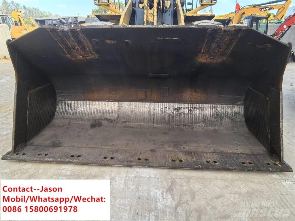 Komatsu WA 470-6H Gumikerekes homlokrakodók