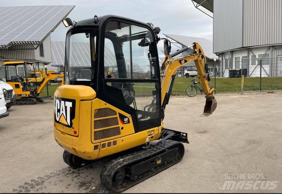 CAT 301.7 D Mini kotrók < 7t
